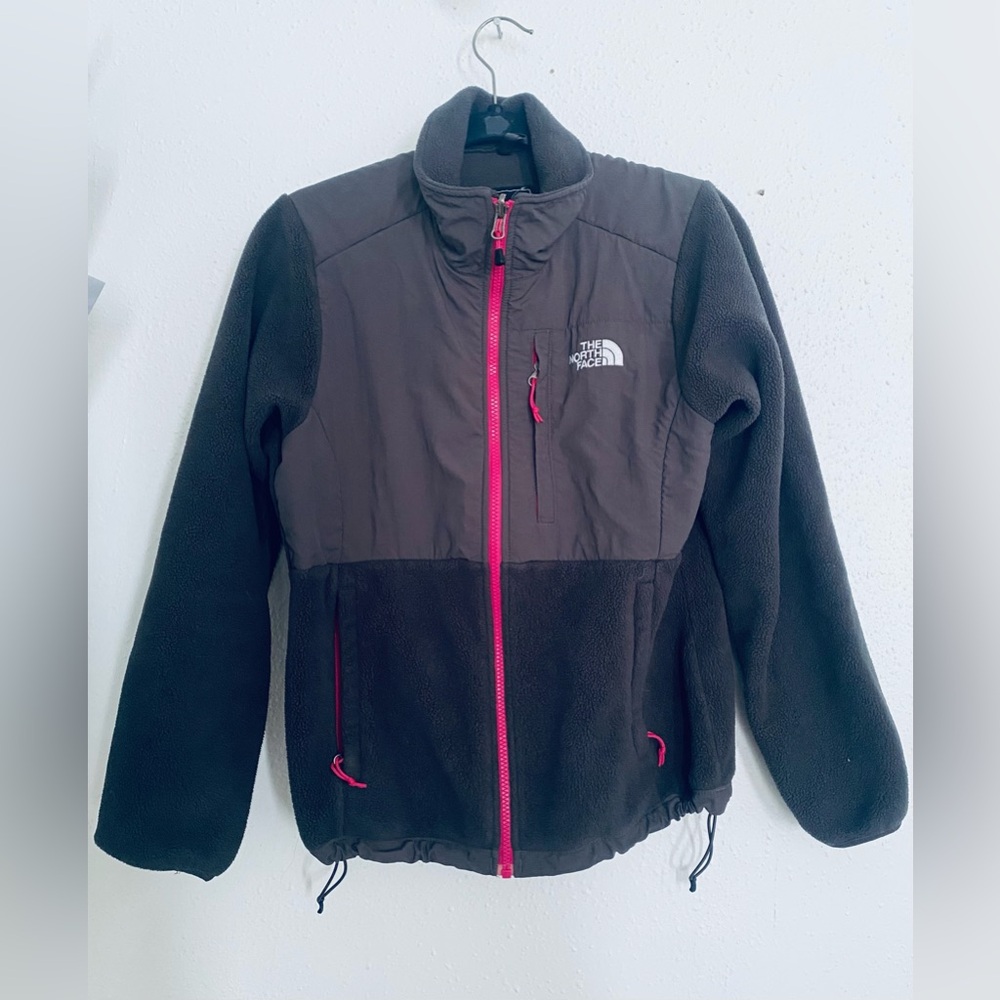 The North Face Womens Fleece Denali Jacket Grey and Pink